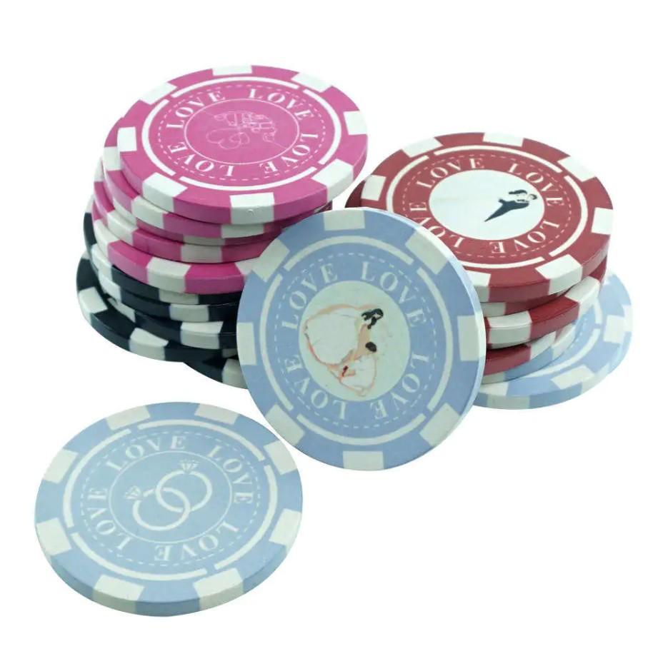 Variedad de juegos de casino en ambiente clásico